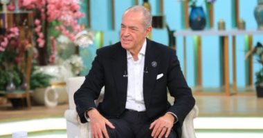 بريطانيا منحته لقب سير.. محمد لطفي منصور ضيف معكم الخميس على ON