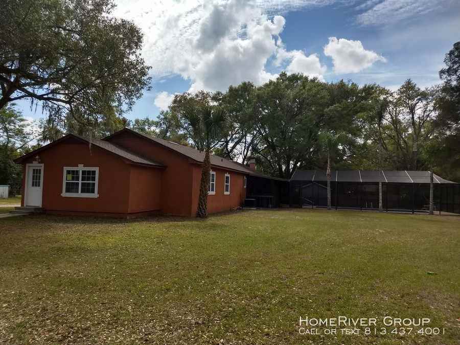 5051 6th Street, Zephyrhills, FL 33542 4 Bedroom House for ...