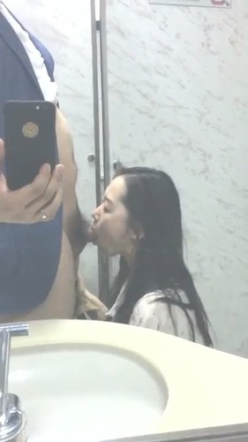 [MP4/2.0G]雲盤洩漏豐臀淫婦日常性愛記錄 口舔肉棒騎乘無套後入抽插口爆 720p - 截图19