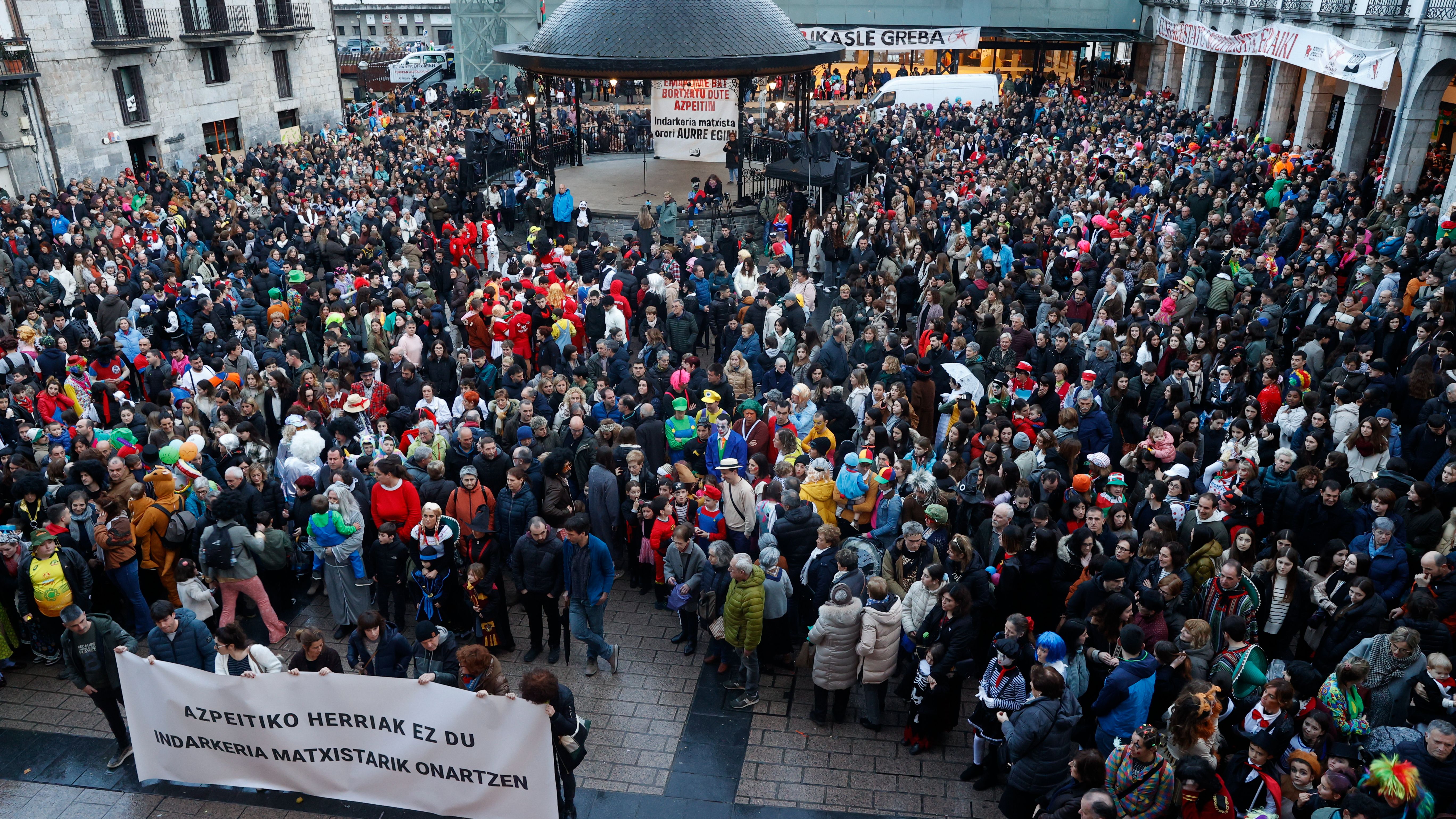 La Ertzaintza investiga dos agresiones sexuales en los carnavales de  Azpeitia