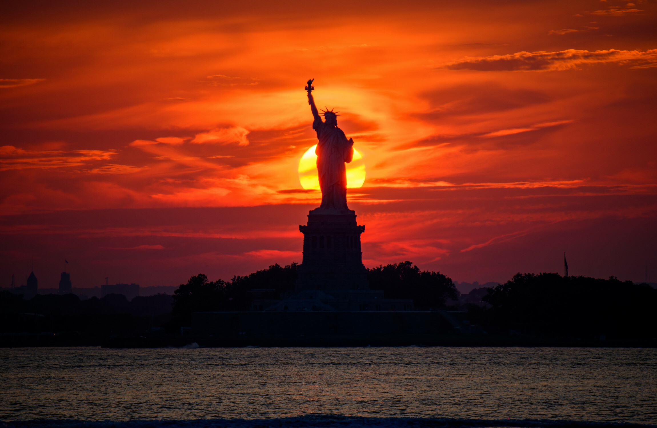 Trump green card rule could force Irish family breaks