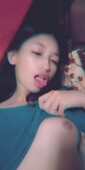 Koleksi miss ABG suka emut dildo merah