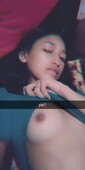 Koleksi miss ABG suka emut dildo merah