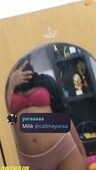 Koleksi V1 Pics Vids Abg SMA 18yo Yora Jilbab Kacamata Toket Gede Sange