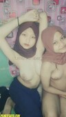 Koleksi Reupload Nissa Dan Adik Abg Jilbab 18Yo Pamer Tetek