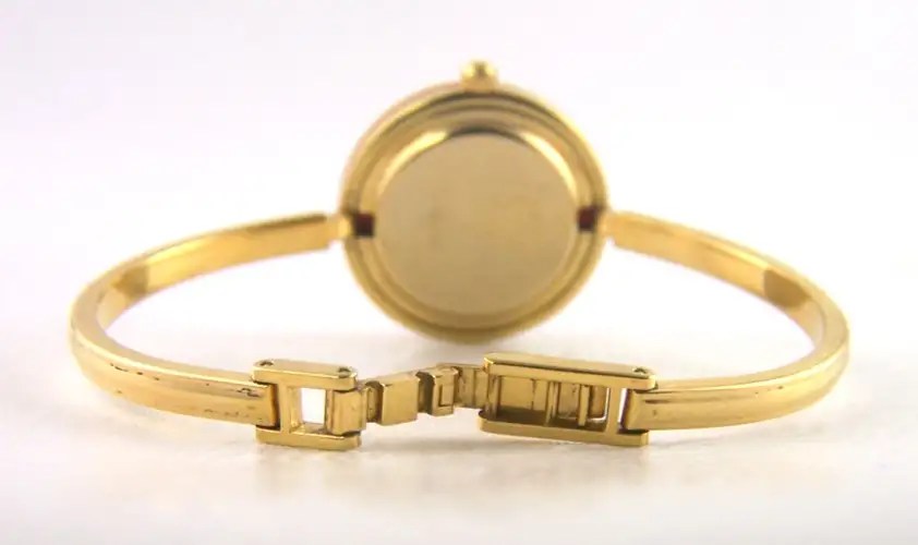 Gucci bangle watch vintage watch