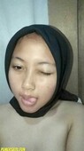 Koleksi Hima Hijab Abg 18Yo Sange Cantik Bogel Colok Memek Becek Berlendir