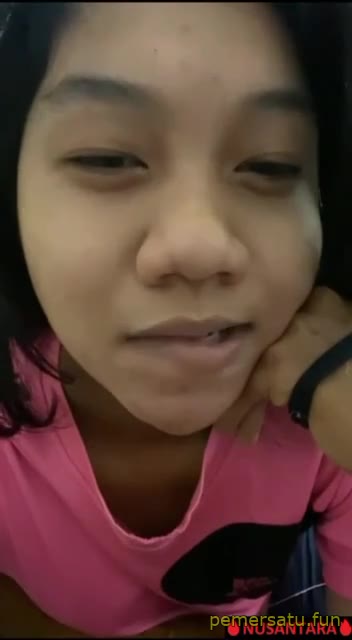 P1 Hijab 18Yo Sange Colok Memek Sampai Lemas 1