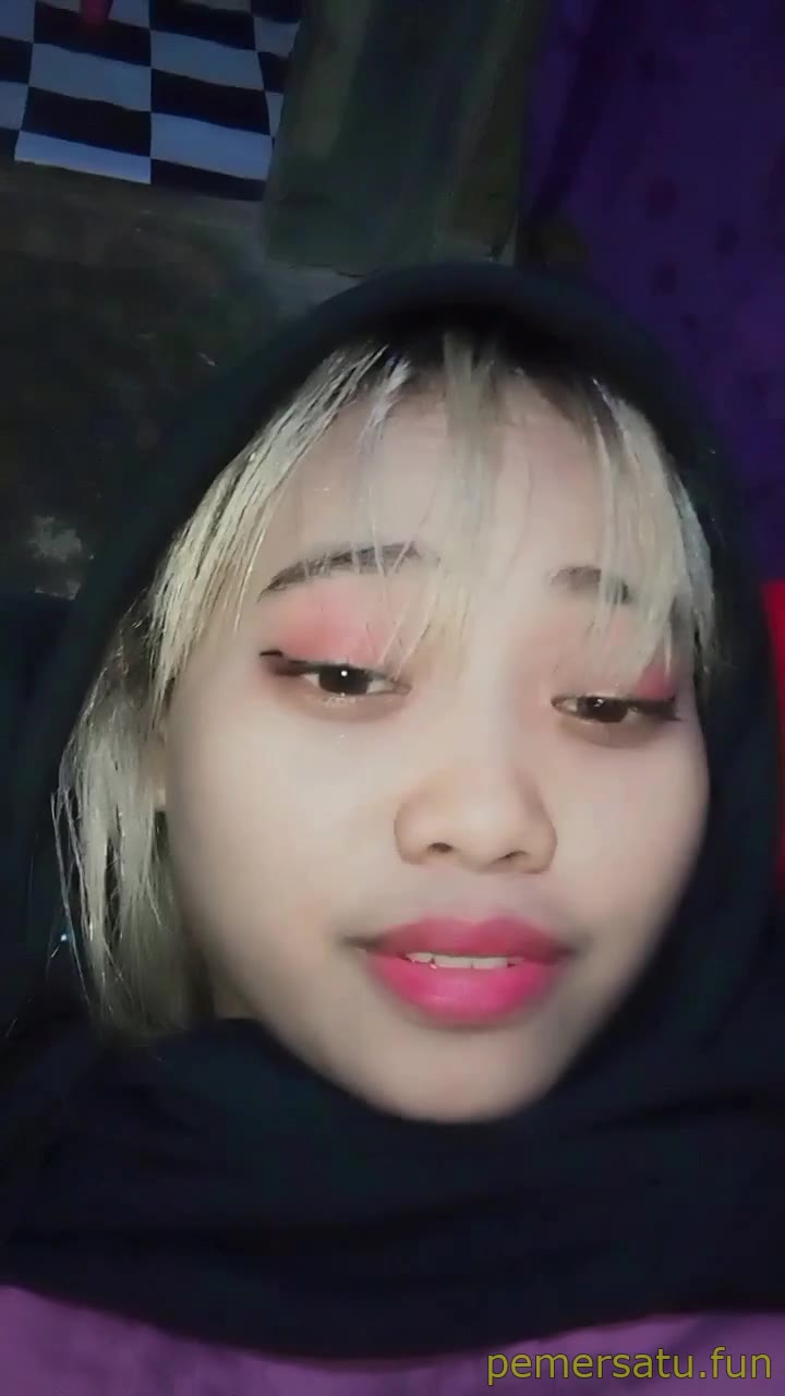 P30 Silvia Abg Lepas Jilbab 18Yo Pemersatu Fun 30
