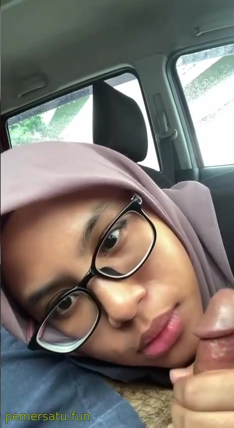 Hijab Kacamata Lugu Sepong Kontol Di Mobil (3) Video Pemersatu Bangsa