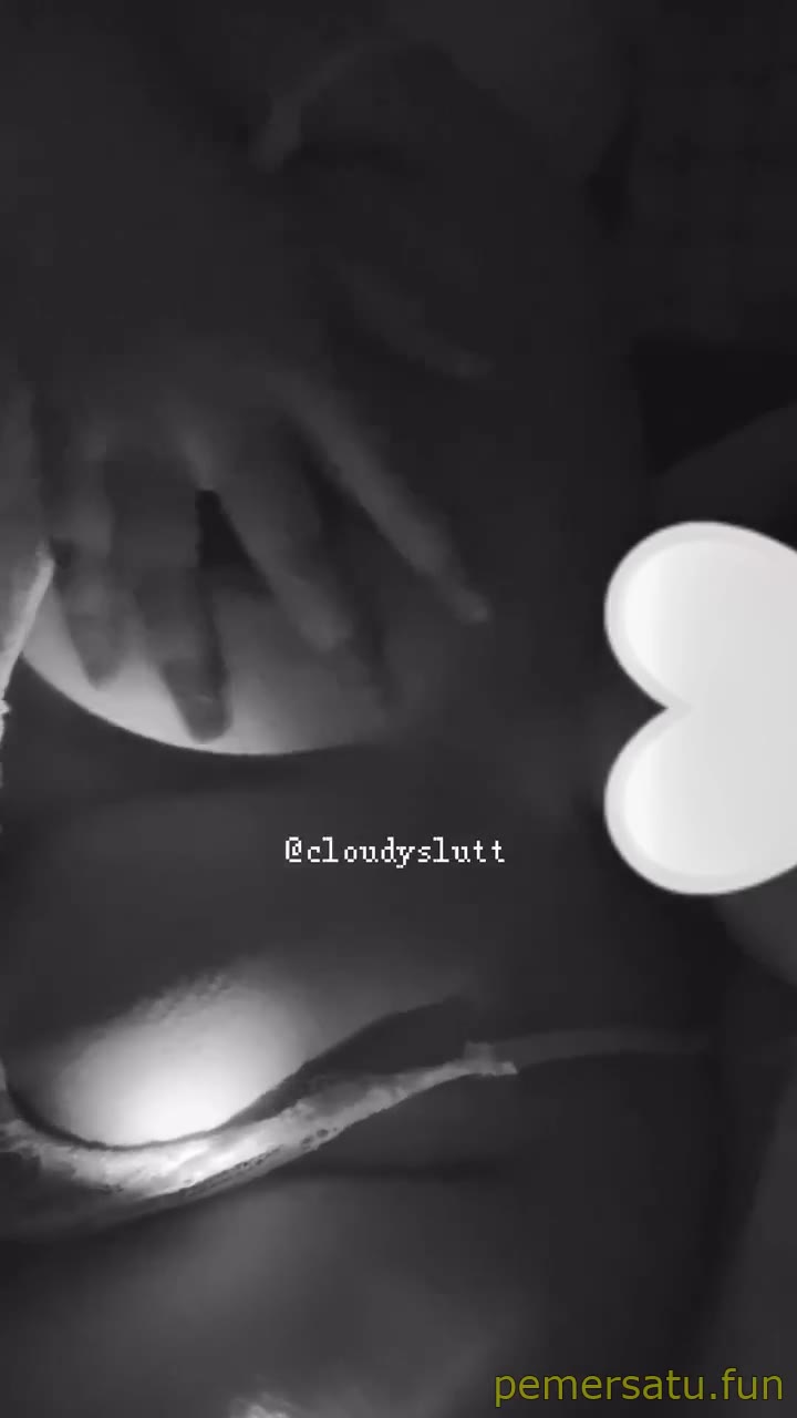 P62 Cloudyslutt Abg Jual Konten Colmek Pakai Dildo 18Yo Pemersatu Fun 62