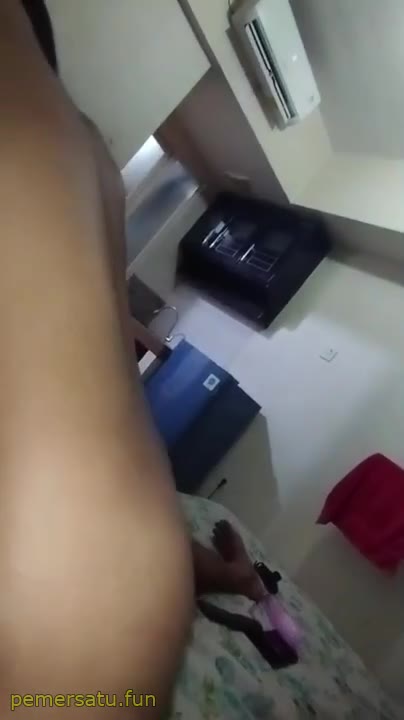 Dinda Ngewe Sambil Minum Amer Video Pemersatu Bangsa