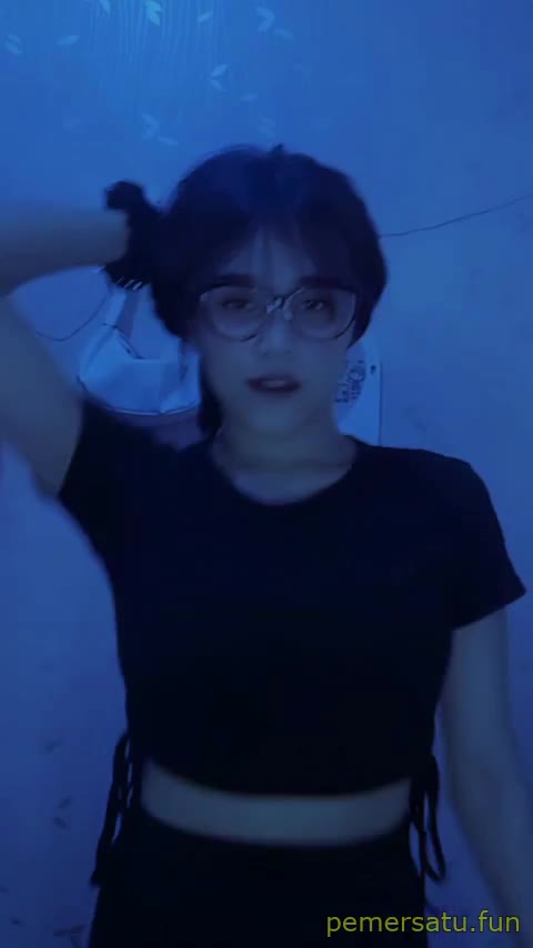 Elga Abg 18Yo Cantik Imut Colok Memek Buat Gebetan (32) Video Pemersatu Bangsa