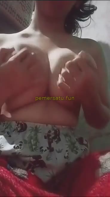 P5 riska cewek abg 18yo tobrut cakep colmek