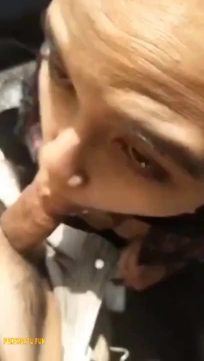 abg jilbab emut titit pinggir jalan