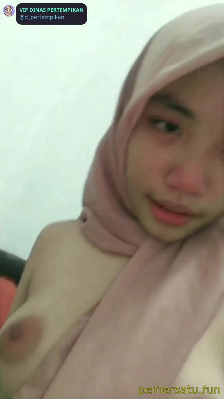 P20 Abg Jilbab Imut Tocil Memek Masih Segaris 20