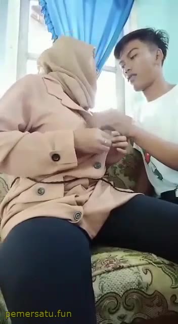 Pulang Sekolah Main Ke Rumah Pacar, Untuk Ngentot