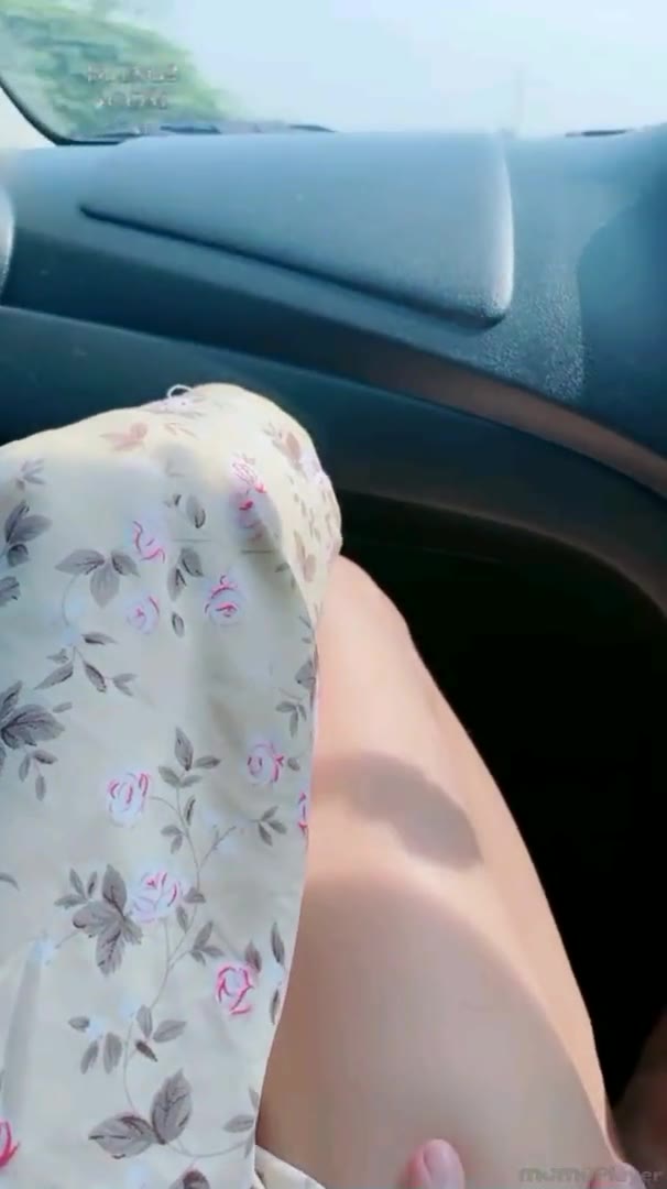 Miss Octav Geter Becek Di Mobil Viral