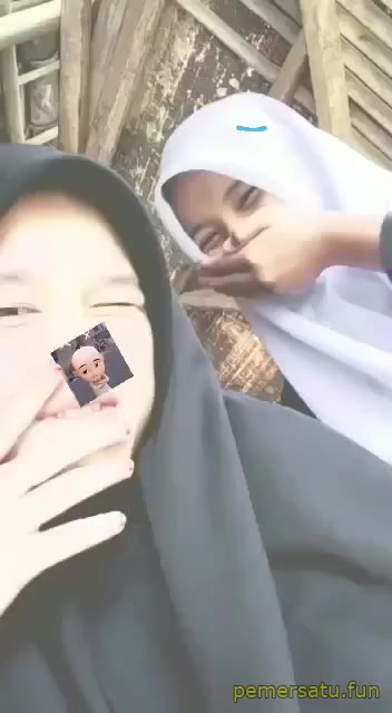 Hijab Tiktoker Cakep Spill Tetek 18Yo Video Pemersatu Bangsa