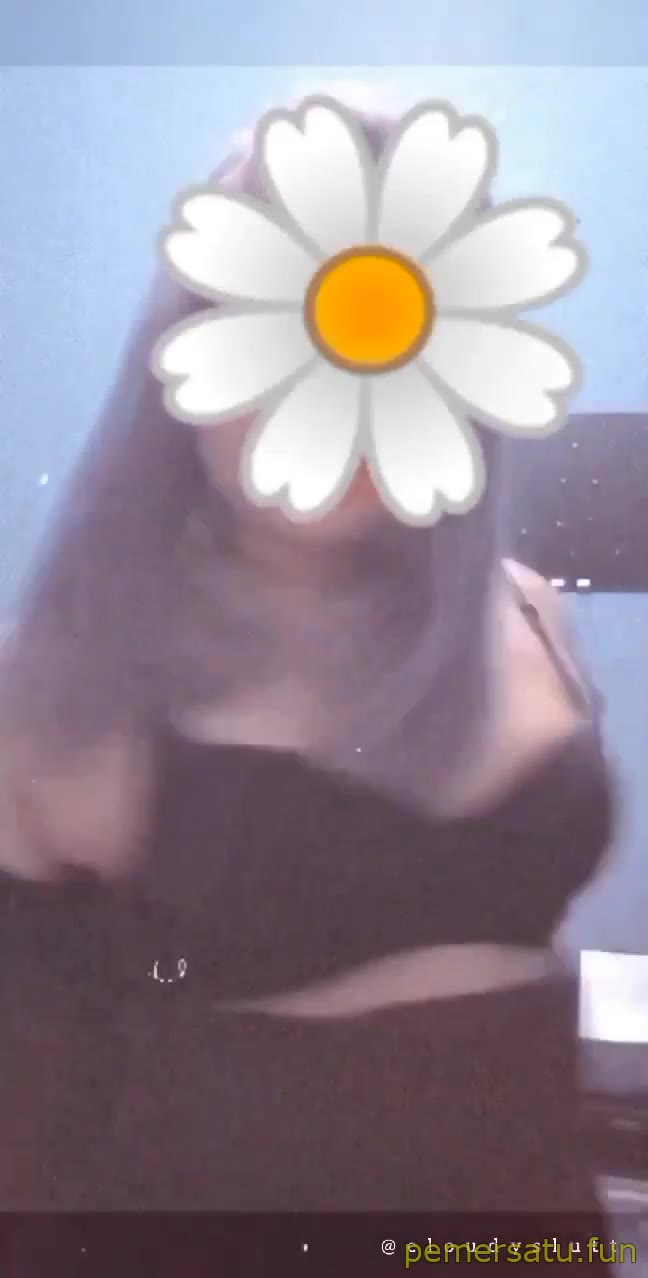 P25 Cloudyslutt Abg Jual Konten Colmek Pakai Dildo 18Yo Pemersatu Fun 25