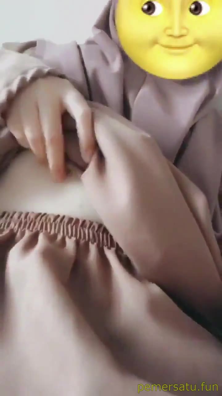 Hijab Coklat 18Yo Spill Toket Mulus Gede