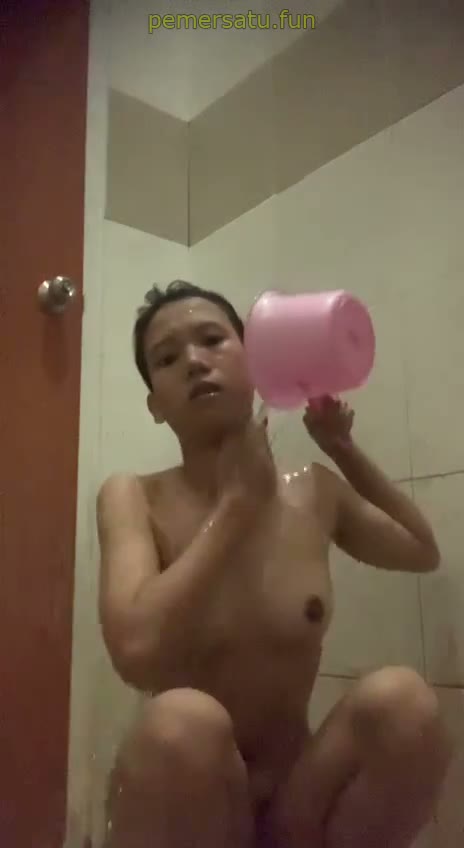 triana slave cakep 18yo siap diapain aja (3)
