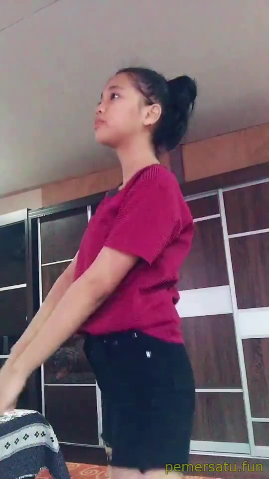 P221 Nurul Syafina Jilbab Pap Tetek 221