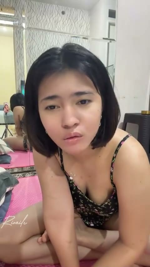 P8 angel cakep telanjang bugil colmek