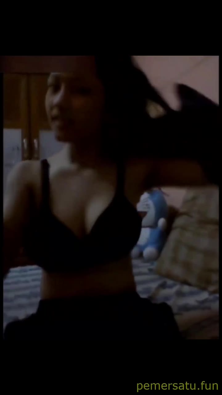 Fitria Abg 18Yo Sange Colmek Telanjang (1) Video Pemersatu Bangsa