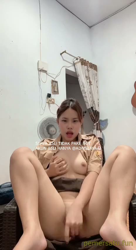P1 Cassy Pramuka Colok Memek Sempit