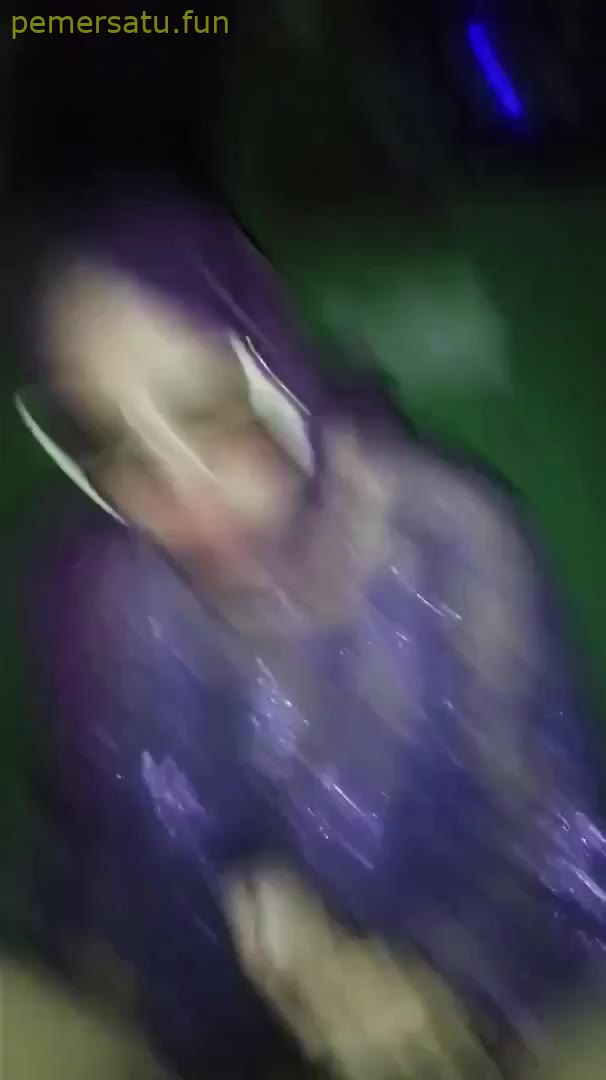 Koleksi ada 2 Vids Jilbab Sepong Kontol Tebal