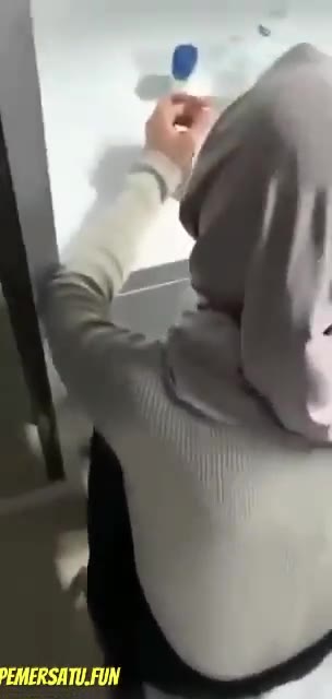 Hijab Senyum Gembira Part (1) Video Pemersatu Bangsa