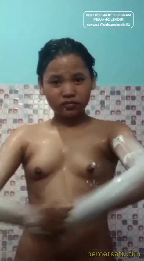 P3 Jilbab Abg 18Yo Toket Kecil Colok Memek Saat Mandi Pemersatu Fun 3