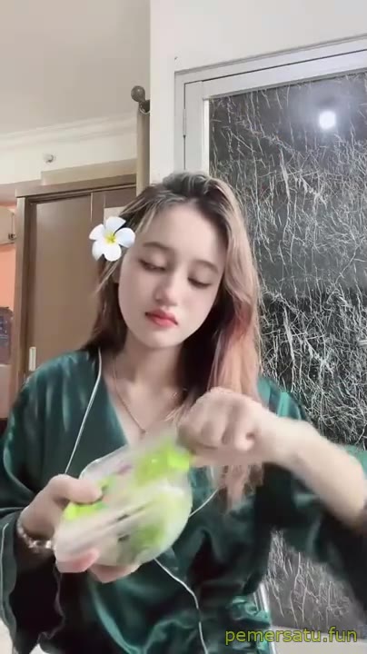 Becca Glowing Viral (9) Video Pemersatu Bangsa