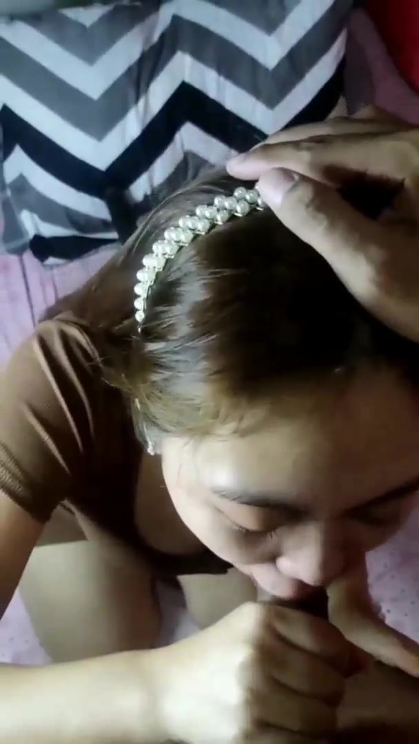 Koleksi 10 Video ABG 19yo Suka Kontol Gede Item Entot Sepong Viral