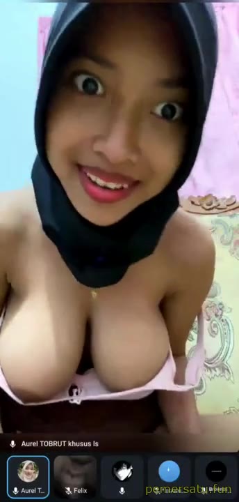 Hijab Toket Brutal 18Yo Mainin Hape (1) Video Pemersatu Bangsa