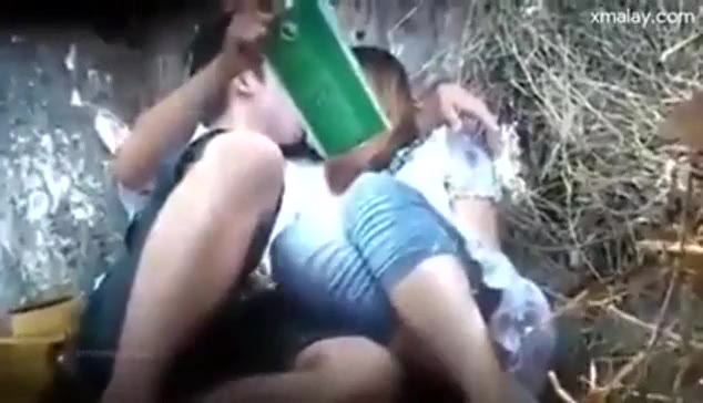Ngintip orang lagi mantap-mantap