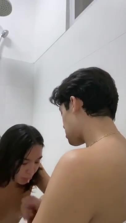 abg genjot pacarnya sebelum mandi