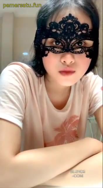 Cantik Mulus 18Yo Sange Remas Tetek (4) Video Pemersatu Bangsa