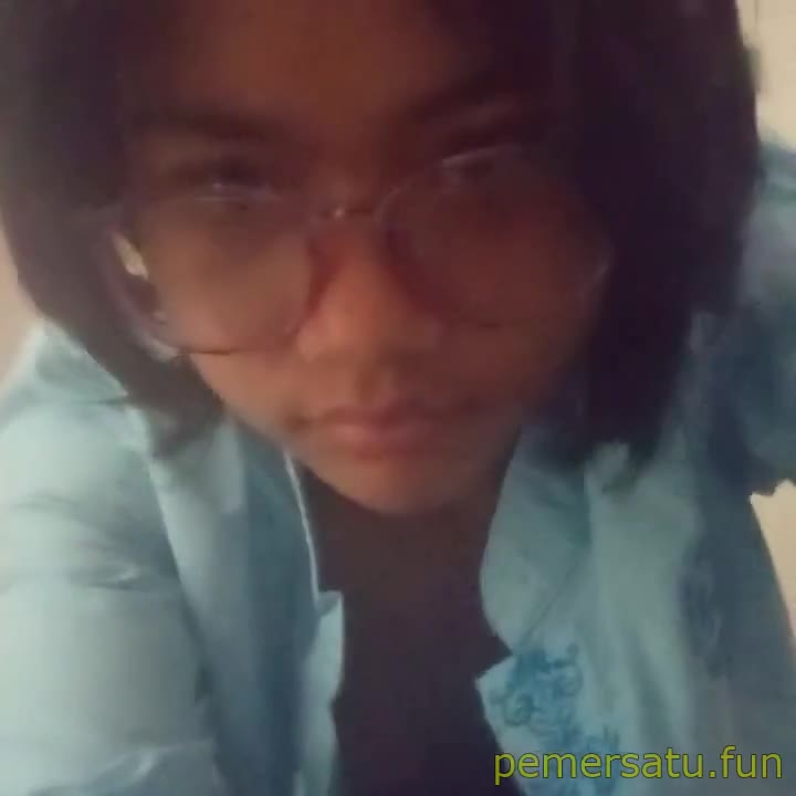 P12 Alin Part 2 Abg 18Yo Jilbab Kacamata Tocil Ketagihan Colmek 12