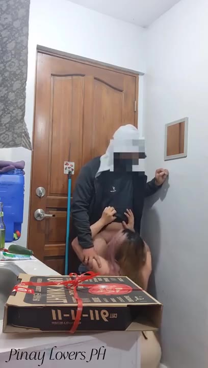 Prank Kurir Pizza Ajak Ngewe Video Pemersatu Bangsa