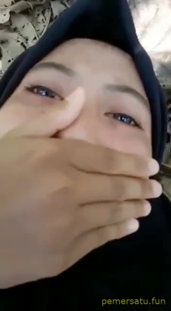 Hijab Di Ewe Di Hutan - Hijab Video Pemersatu Bangsa