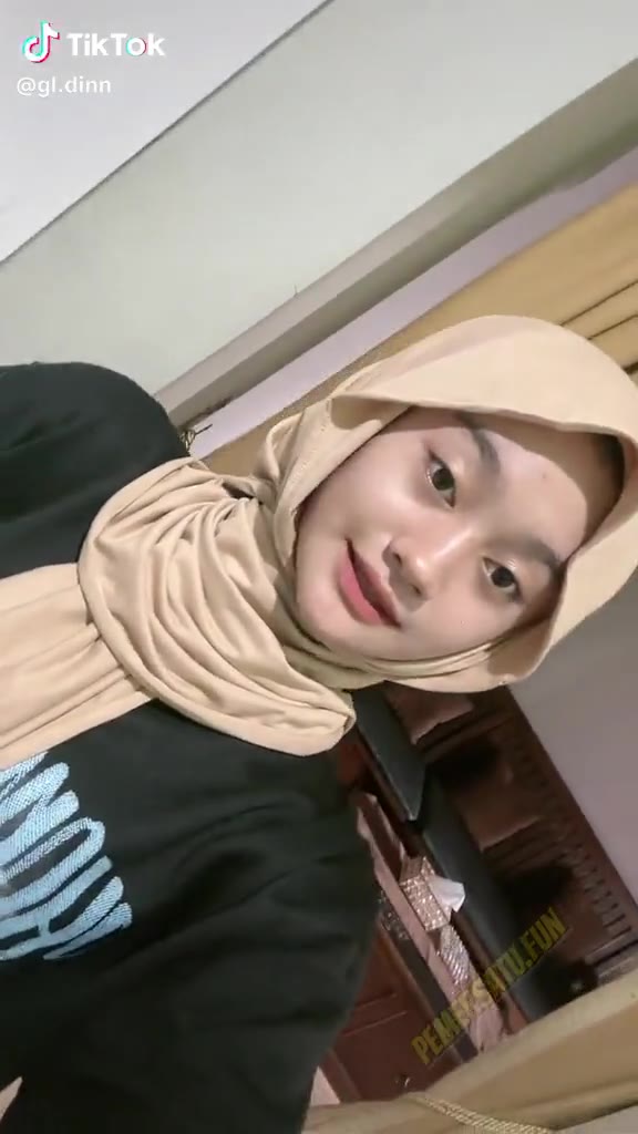 Tiktoker Jilbab Kacamata Cantik Gg86 6 Video Pemersatu Bangsa