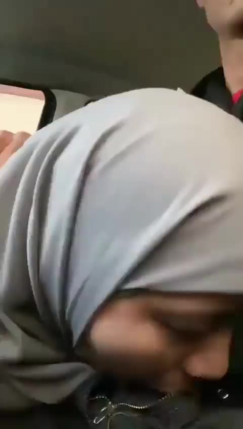PEGAWAI LAGI MAIN DI MOBIL DENGN ATASAN