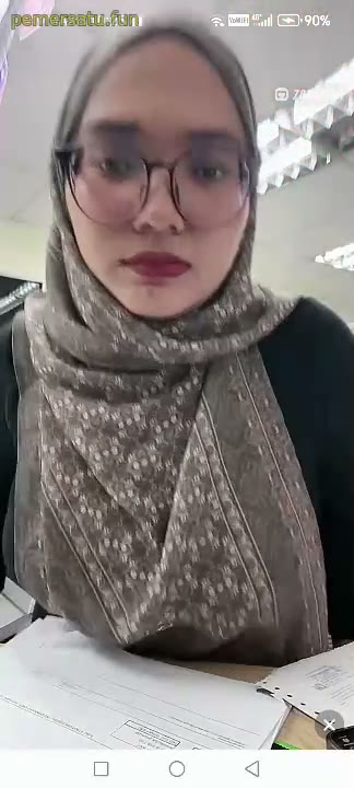 Yungrosa Hijab Kacamata Binal (5) Video Pemersatu Bangsa