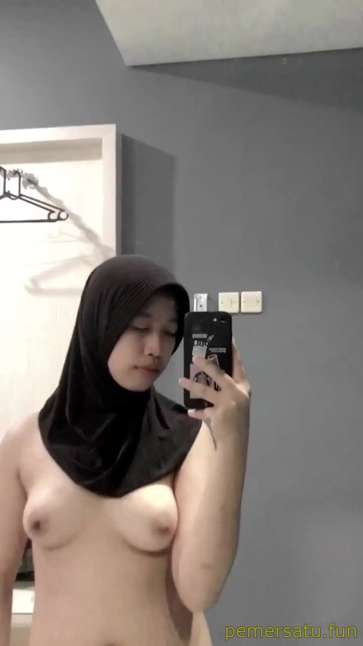 Hape Neni Abg 18Yo Saat Service Hape Isinya Ngentot Sange (70) Video Pemersatu Bangsa