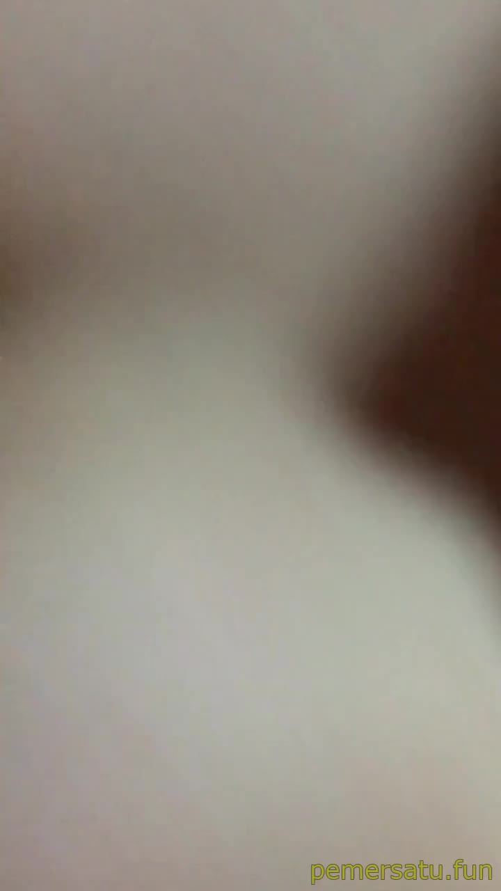 Dedek Ngentot Senyum Nya Manis Banget