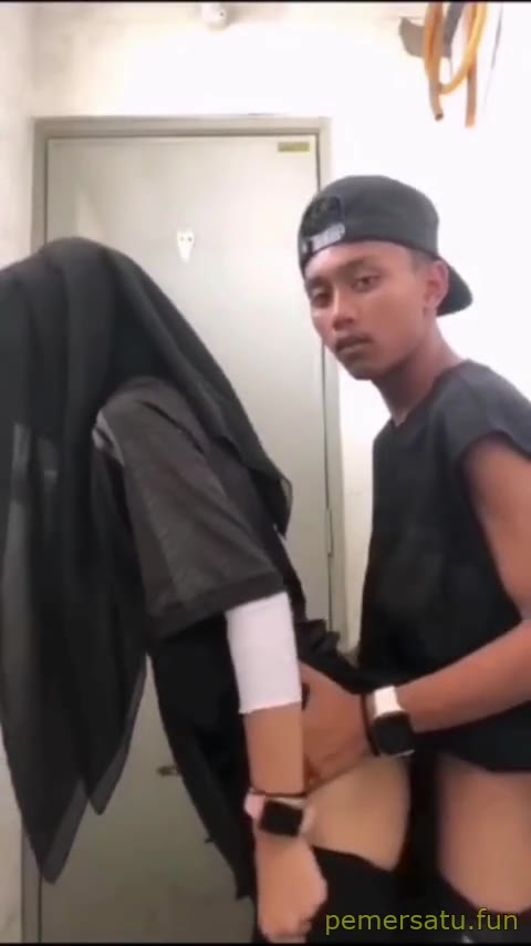 Entot Pacar Hijab 18Yo Di Wc Umum Video Pemersatu Bangsa