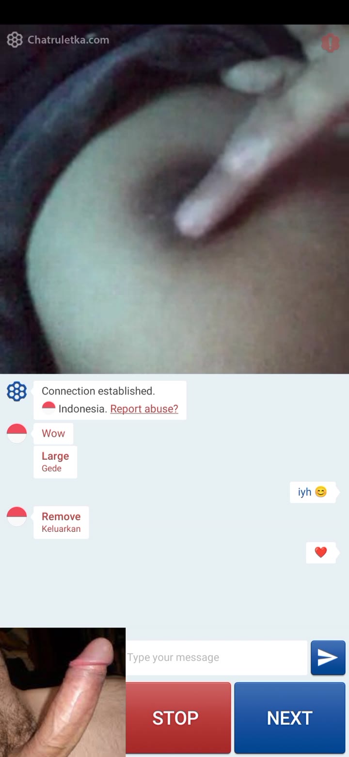 Dapet cewe uting imut, betah liat kontol gede katanya suruh keluarin