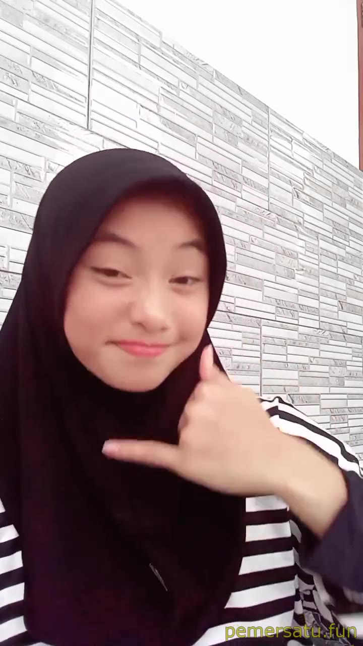Safitri Abg Jilbab 18Yo Pemersatu Fun (6) Video Pemersatu Bangsa
